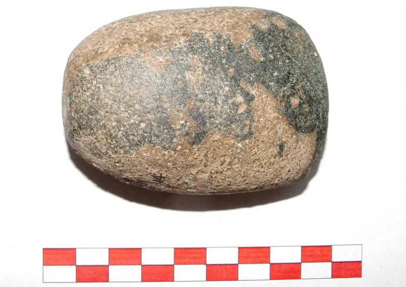   neolīta cirvis delfi
