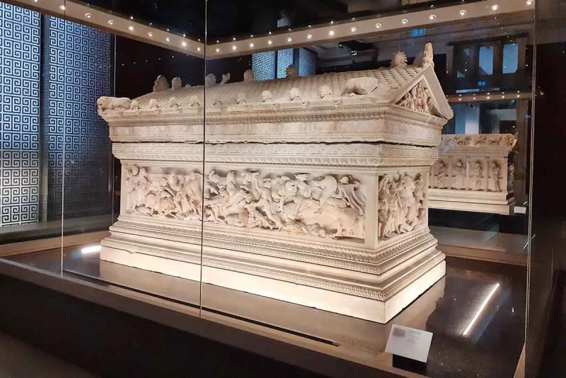 sarcophage d'Alexandre