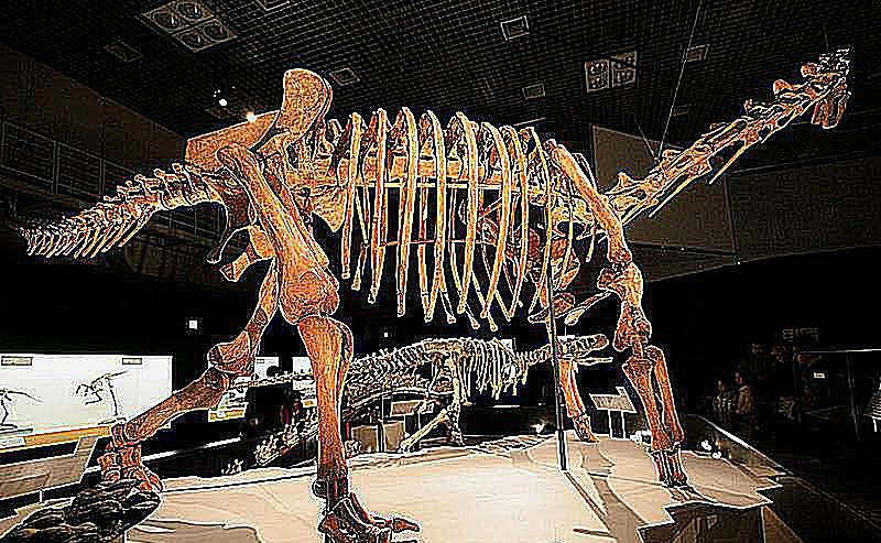 maxakalizaur