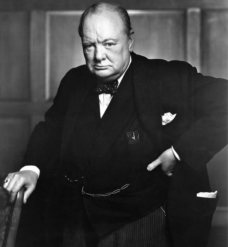   Churchill około 1940 roku, II wojna światowa