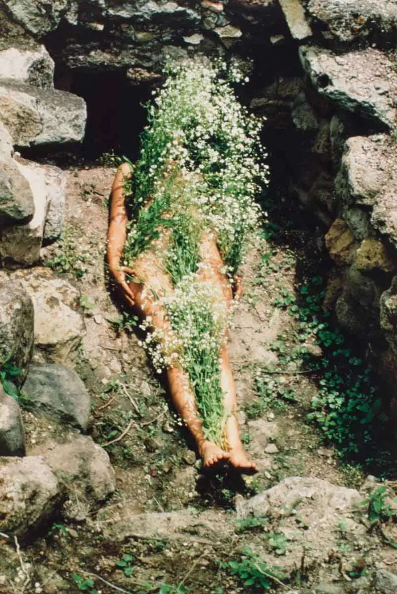 ana mendieta kuva yagul-kuvan siluetti 1973