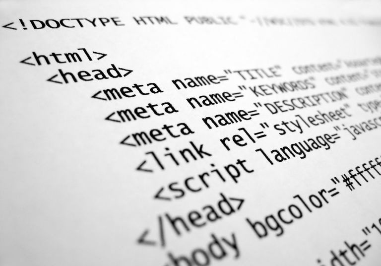 Código HTML que muestra varios elementos HTML estándar