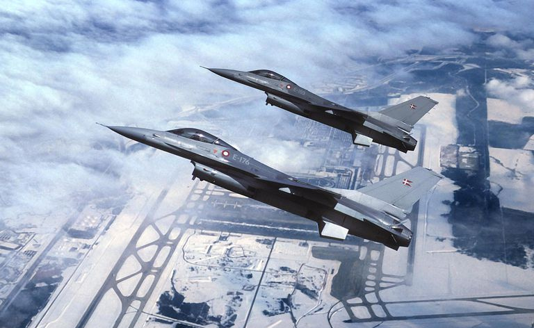 Dānijas Karalisko gaisa spēku iznīcinātāji F-16