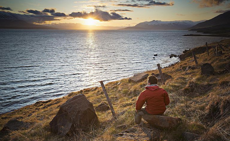 viendo la puesta de sol