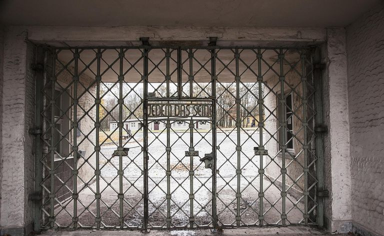 Vācija, Buhenvalde, Buhenvaldes koncentrācijas nometnes ieejas vārti