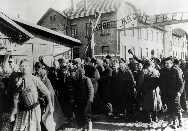 Auschwitz 1945