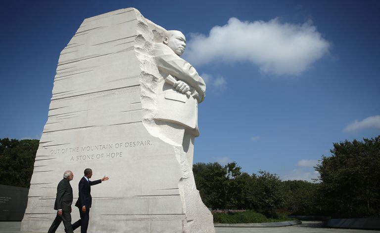 Obama e o primeiro-ministro indiano no Memorial MLK