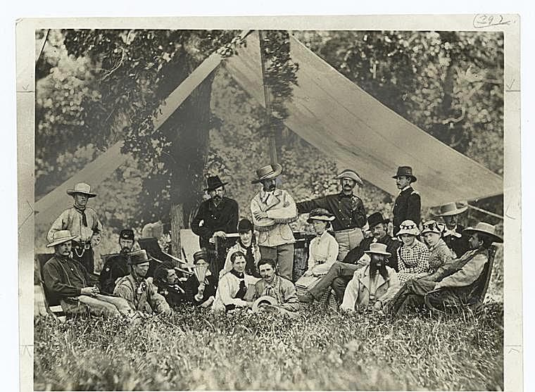 Custer em uma festa de caça