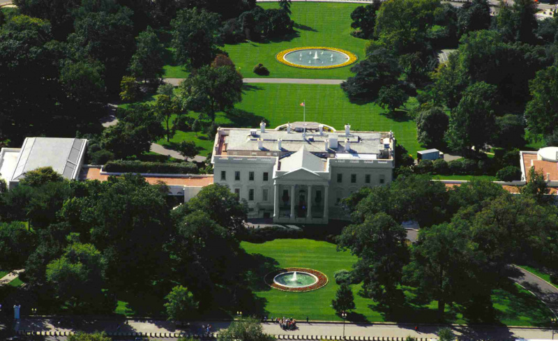 Widok z lotu ptaka na budynek rządowy, Biały Dom, Waszyngton DC, USA