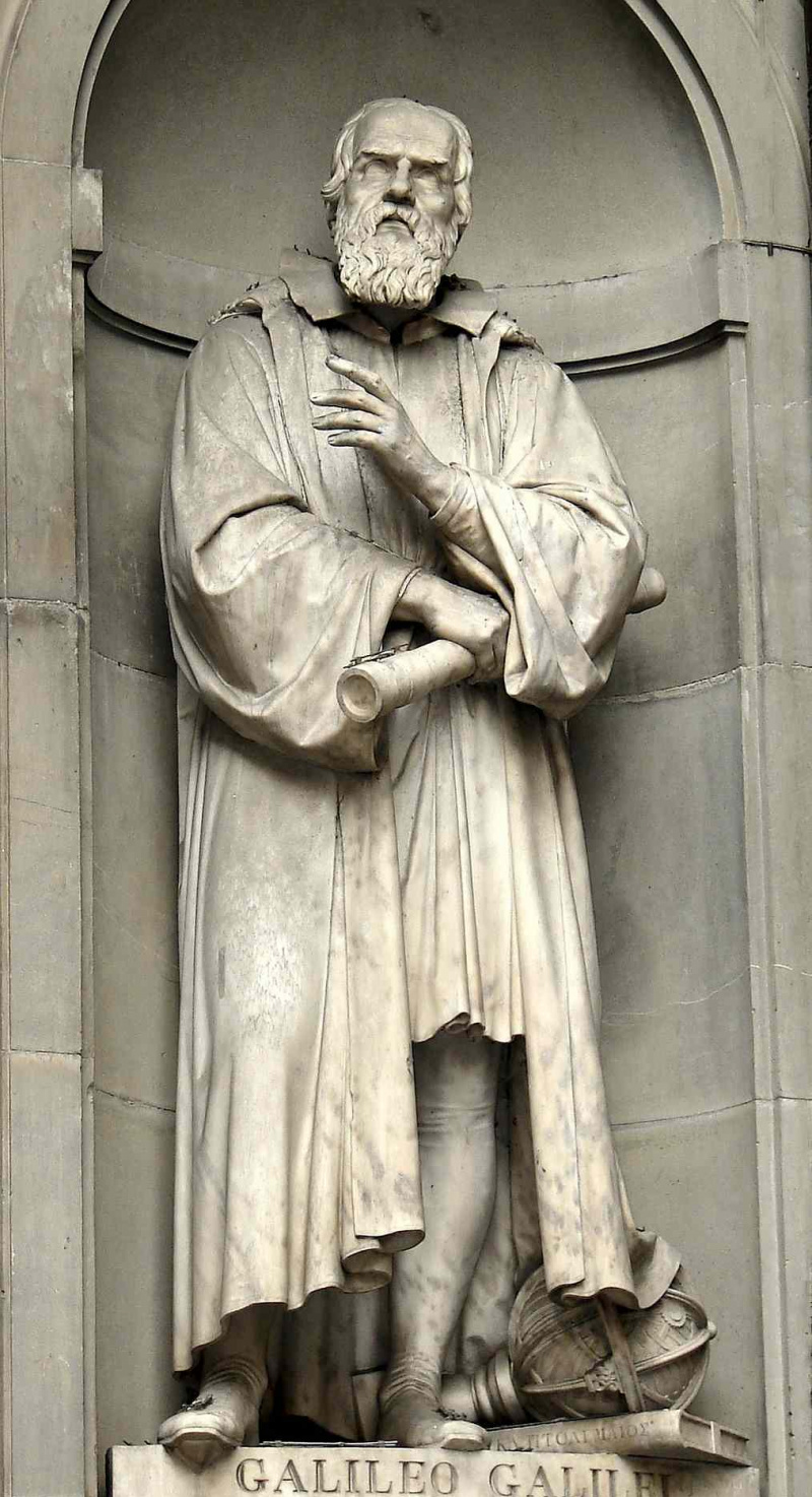 Statue von Galileo.