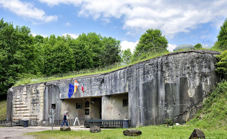 フランス, Ba Rhin, Lembach, Maginot Line, Four a Chaux large artillery work, main Entrance