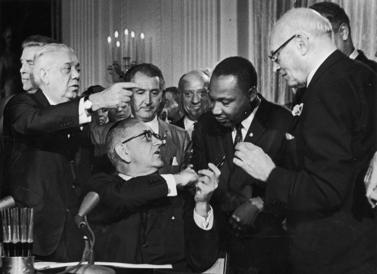 Assinatura da Lei dos Direitos Civis de 1964
