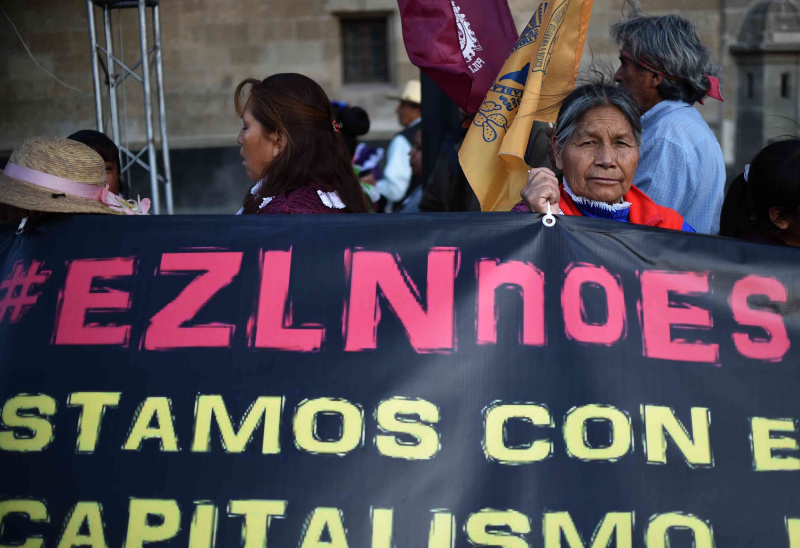 Zapatistas protestam contra o presidente López Obrador