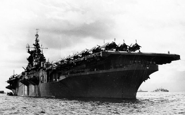 第二次世界大戦中の USS ランドルフ (CV-15)