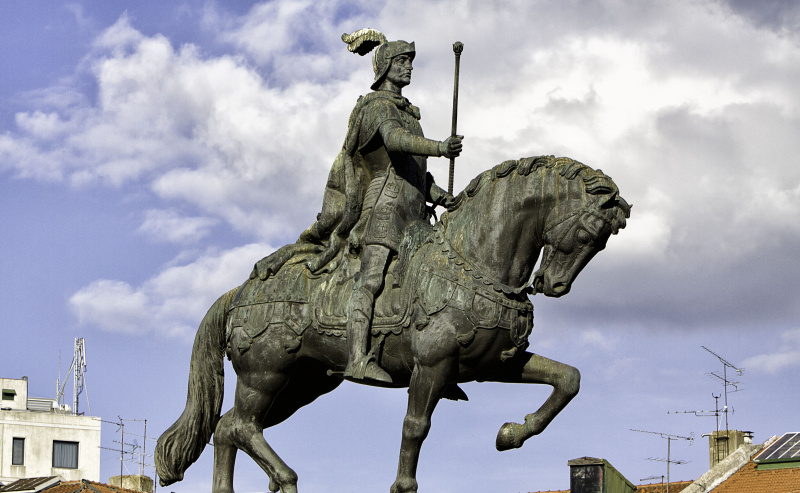 Denkmal aus Bronze, das Joao I. in Lissabon, Portugal, gewidmet ist