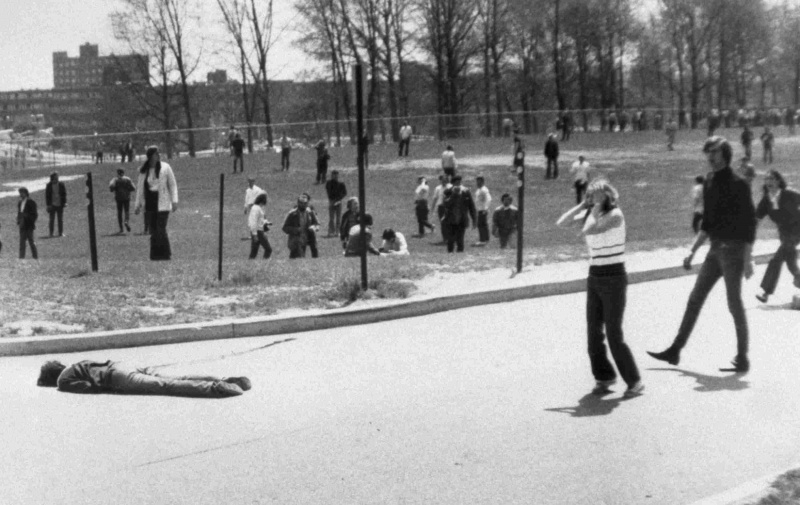 Fotografia di un manifestante studente morto nello stato del Kent