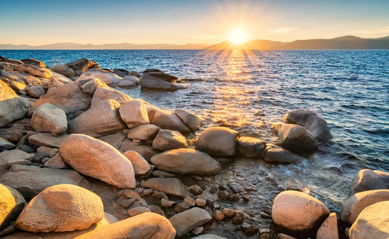 Coucher du soleil au lac Tahoe USA