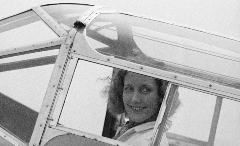 Beryl Markham i flyet hennes