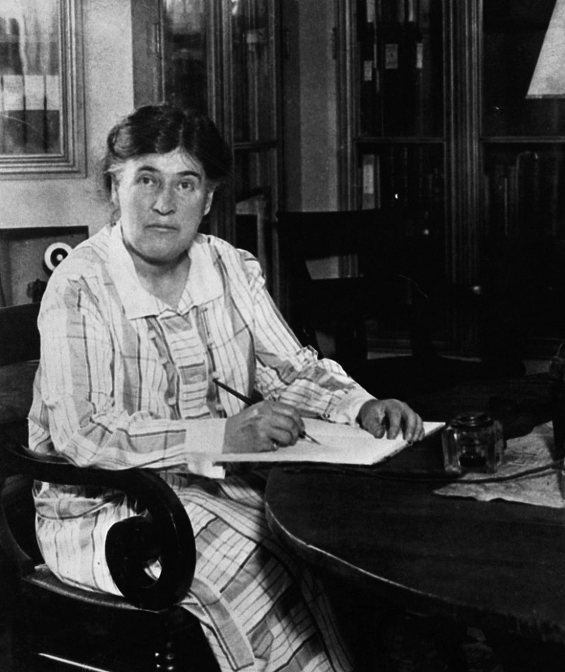 Willa Sibert Cather