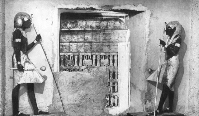 Dentro del rey Tut
