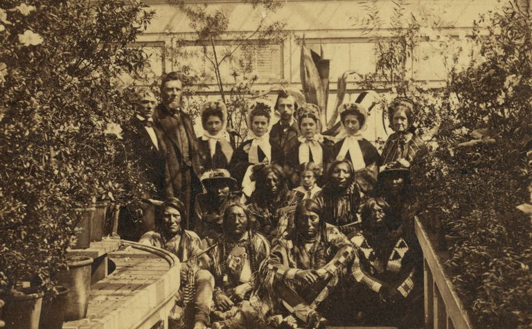 Delegacja Indian z równin z wizytą w Białym Domu w 1863 r.