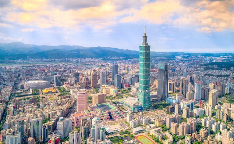 Luftbild des Stadtbildes im Zentrum von Taipei, Taiwan