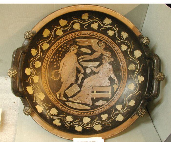 Liels patera trauks; terakota; c. 340-32 p.m.ē.; Mākslinieks: Patera Painter