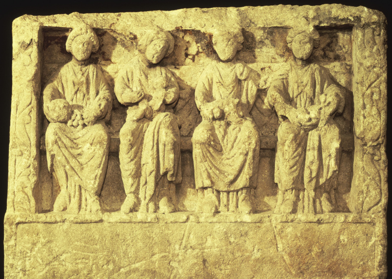 Escultura de quatro deusas mãe da Grã-Bretanha romana