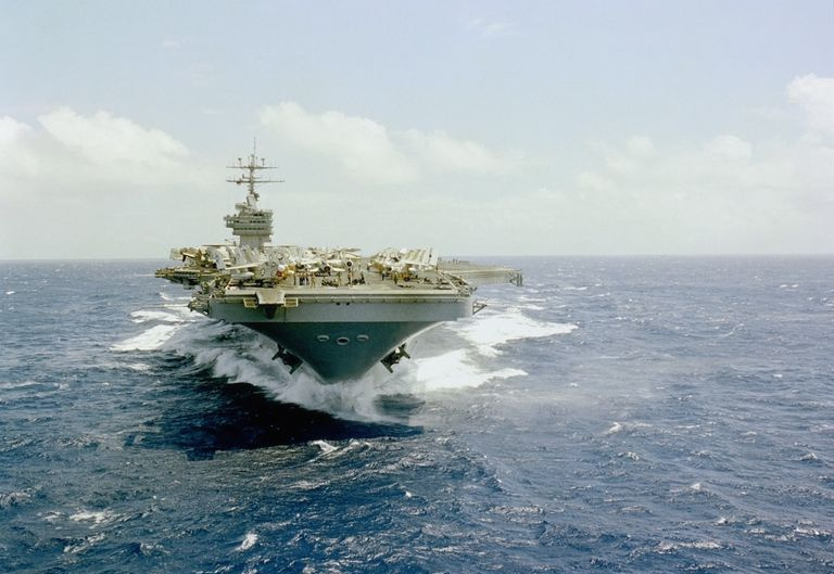 lotniskowiec USS Dwight D. Eisenhower