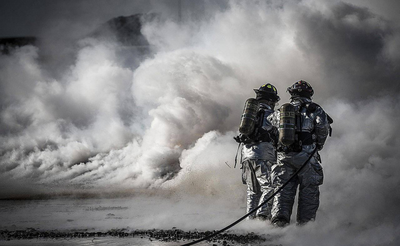 Profissões mais procuradas pelo governo federal: bombeiros