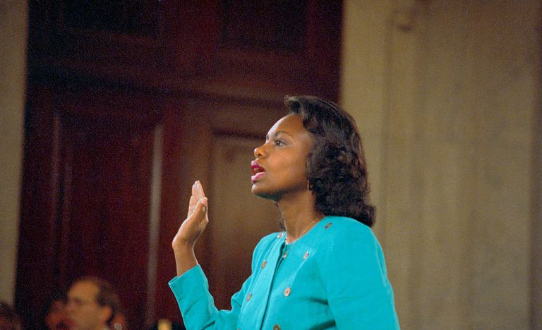 Advogada Anita Hill antes de testemunhar na audiência do Judiciário no Senado