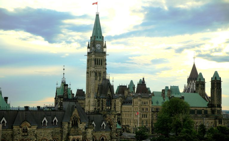 parl-bldgs-east-block-senate-lge.jpg