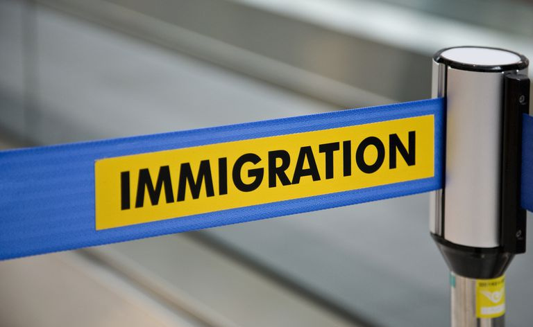 Immigrasjonslinje som hindrer innreise