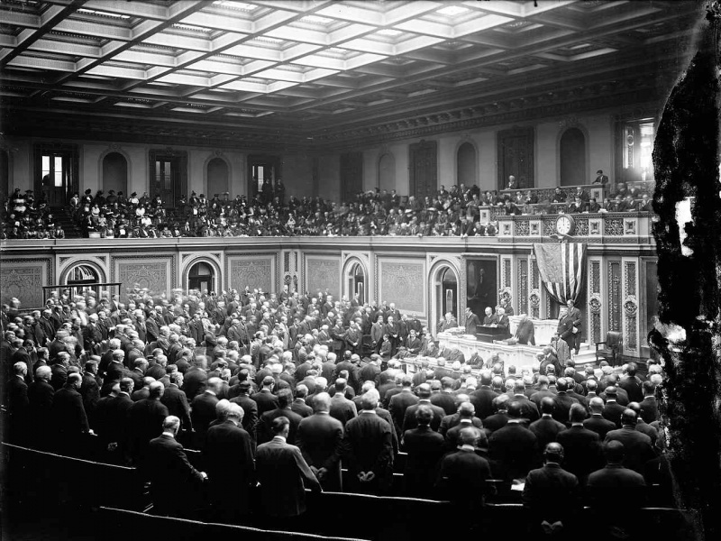 Dołącz do sesji Kongresu Stanów Zjednoczonych spotyka się w 1915 roku.