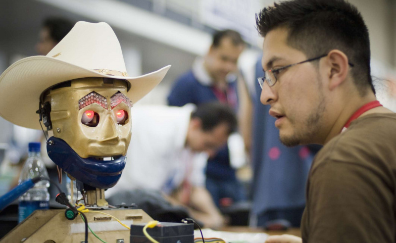Competição de robótica na Georgia Tech.