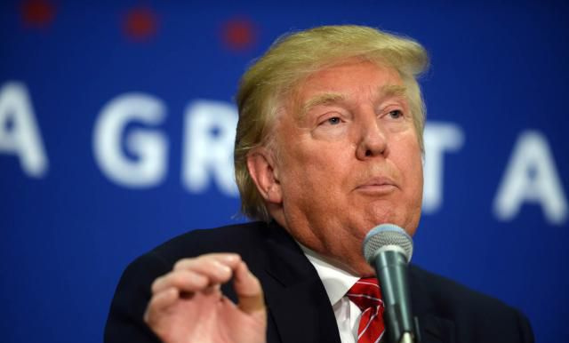 Donald Trump al podio