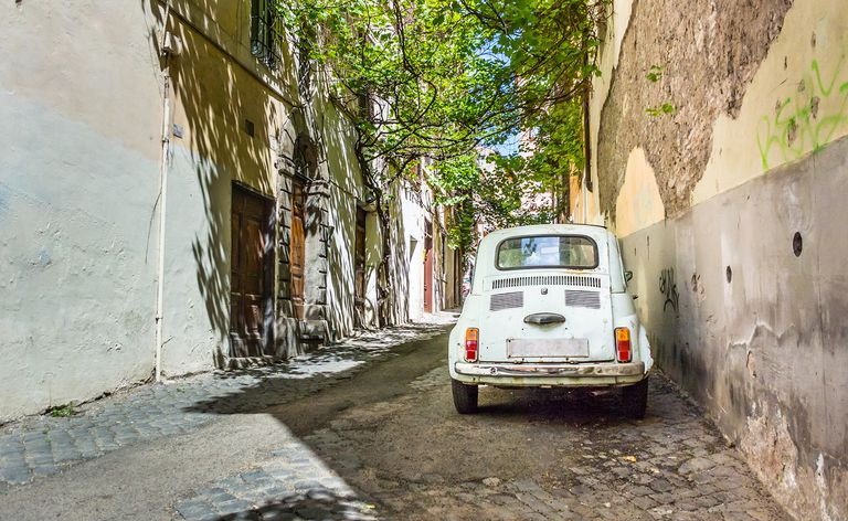 coche viejo italia