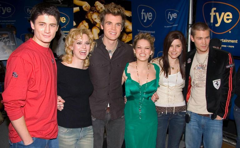 Obsada Tree Hill w sklepie muzycznym FYE