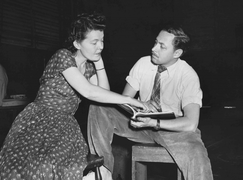 Margo Jones i Tennessee Williams rozmawiają o grze