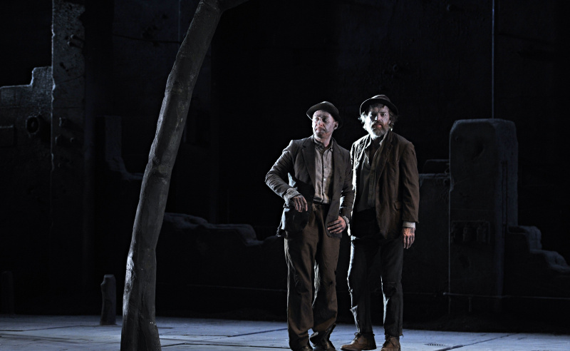 Estragon und Vladimir starren existentiell in Beckett umher