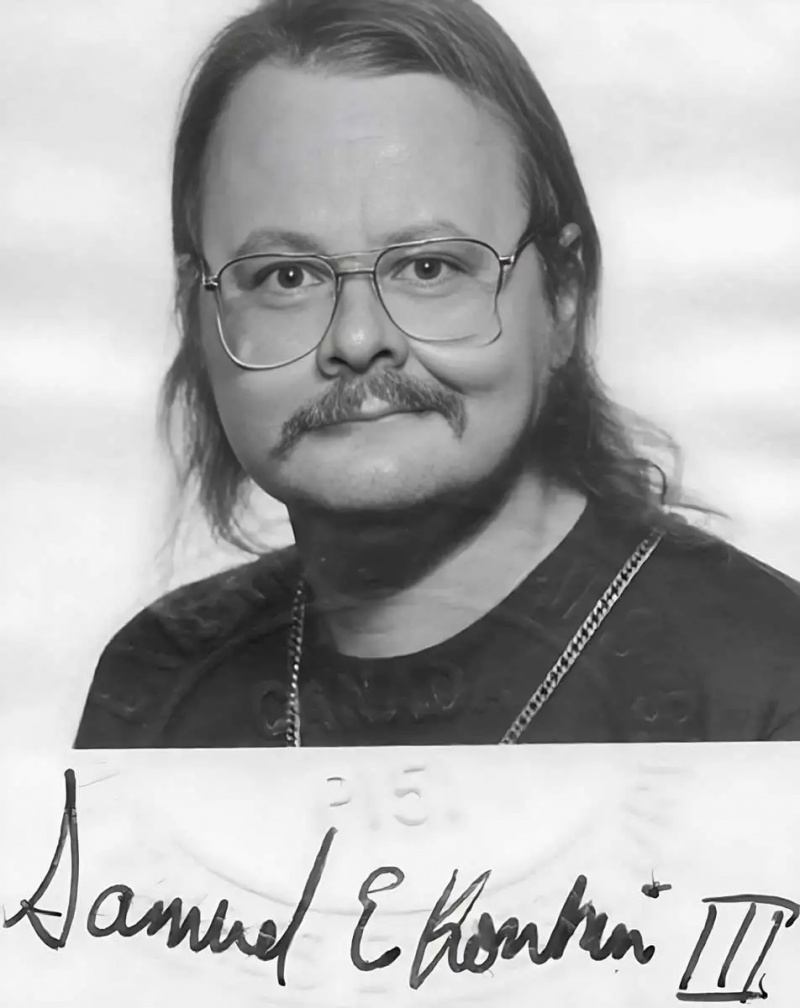   portrét samuela edwarda konkina