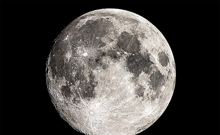 Una luna llena