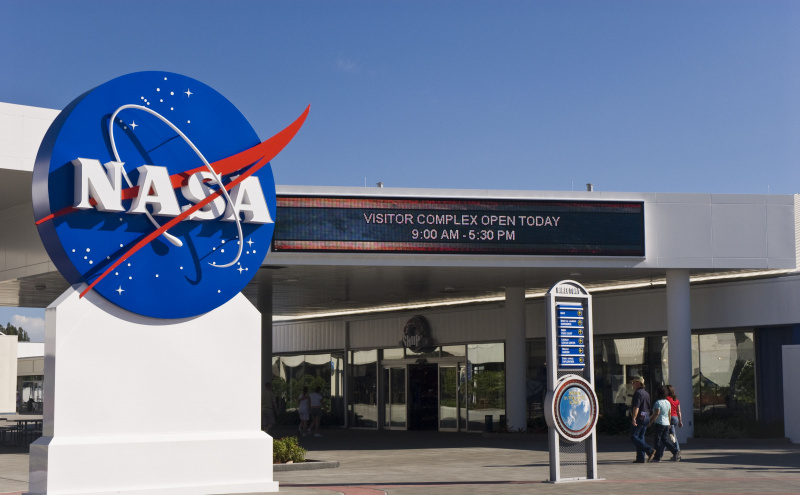 Inngang til Kennedy Space Center Visitors Center.