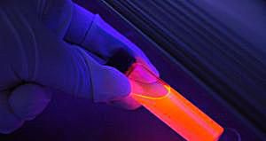 Tinte fluorescente brillante