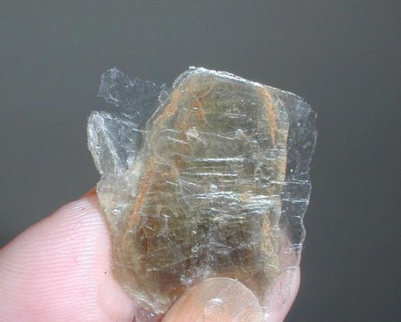 Mika z kopalni Emerald Hollow w Hiddenite w Karolinie Północnej.