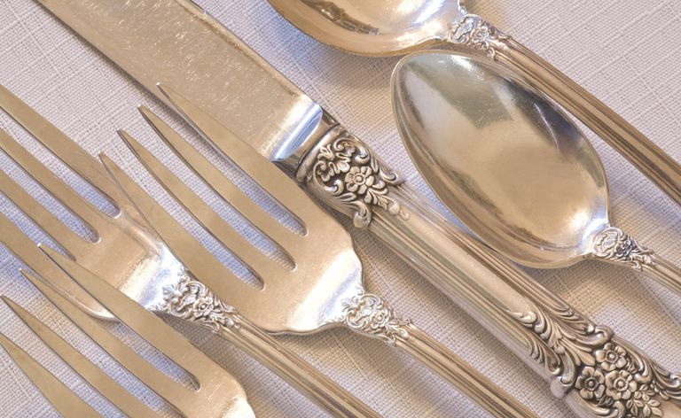 elegante comedor elegante cubertería antigua lugar