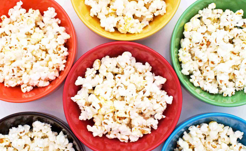 Popcorn do mikrofali może zawierać diacetyl.