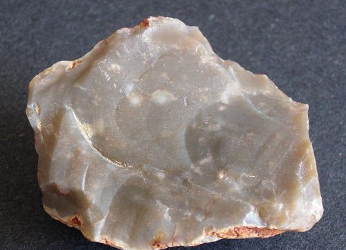 Le chert est une roche sédimentaire à grains fins et riche en silice