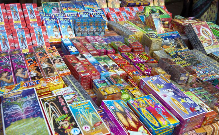 Pop It et Bang Snaps sont vendus avec de petits feux d