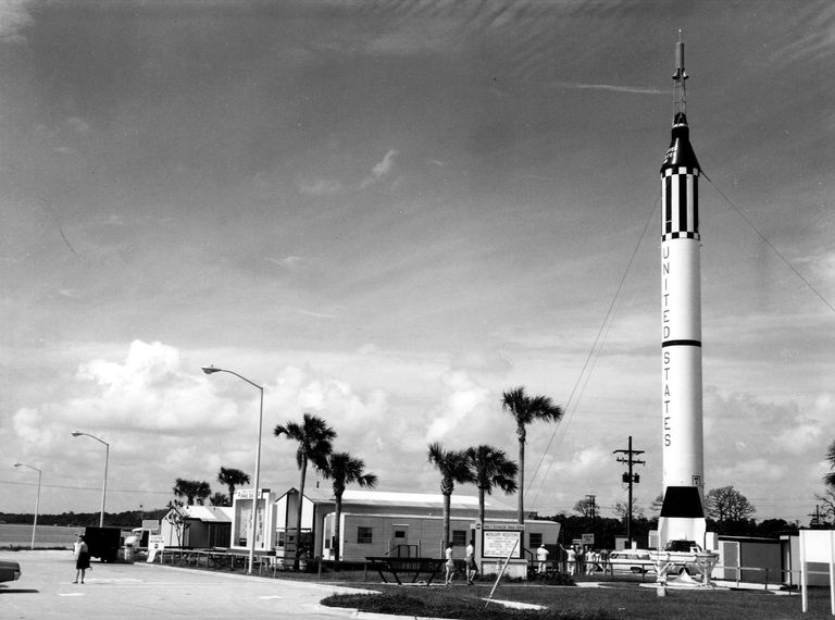 MR-6 Redstone-Rakete, Schwarz-Weiß-Foto.